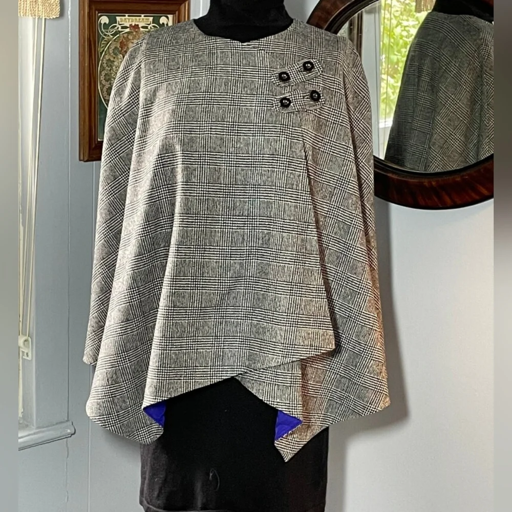 Handmade Herringbone Criss-Cross Cape - Picture 1 of 7